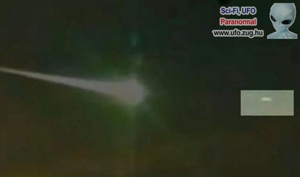 UFO-val ütközött a Cseljabinszkra zuhanó meteor