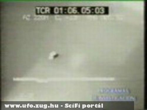 Ufo az 51-es bázis felett 